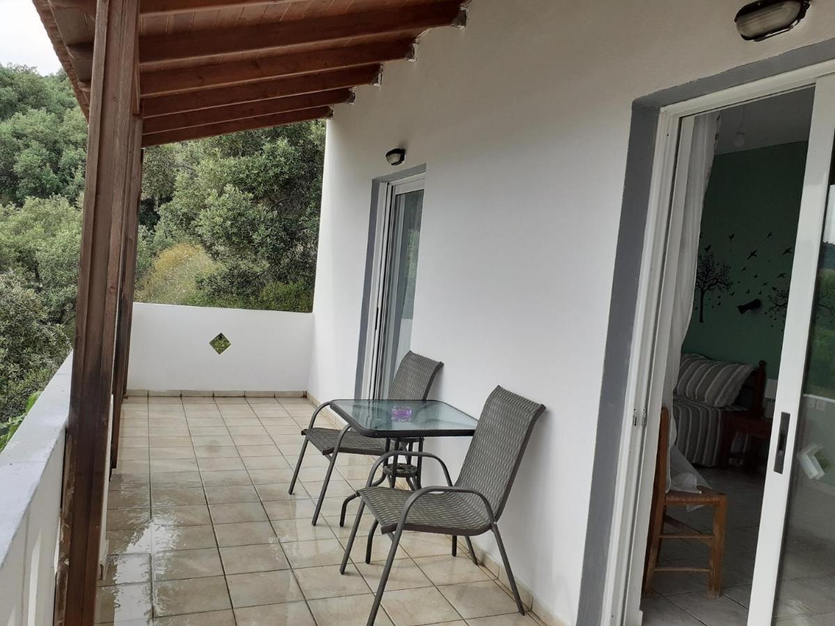 Golden Sun Apartments Rodhákinon Luaran gambar