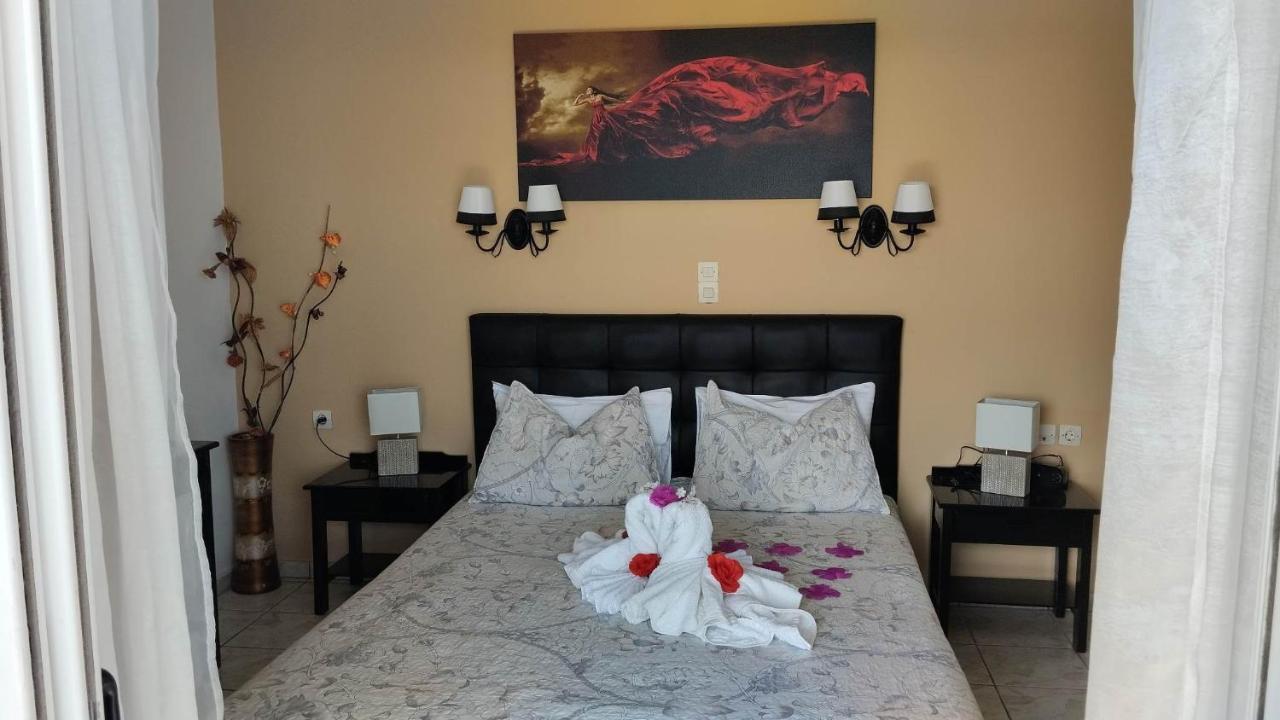 Golden Sun Apartments Rodhákinon Luaran gambar